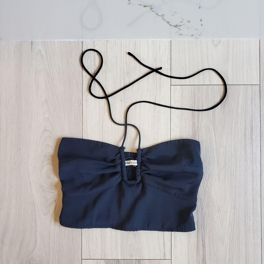 Abercrombie &‎ Fitch Halter Top Women XS Black Smocked U Wire Crop